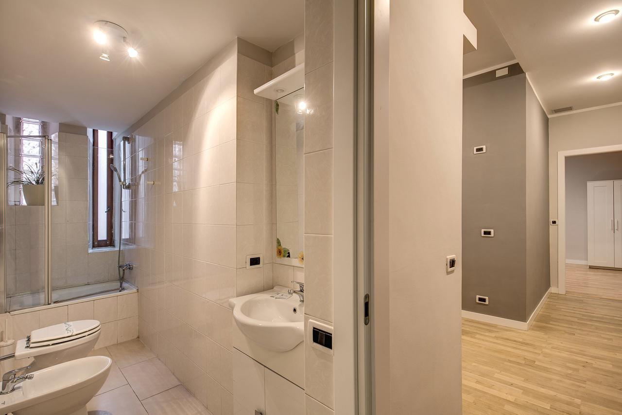 Mecenate Colosseo Suite Рим Екстер'єр фото