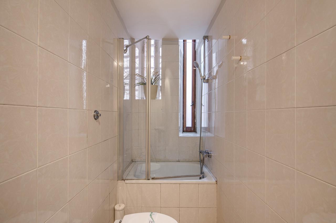 Mecenate Colosseo Suite Рим Екстер'єр фото