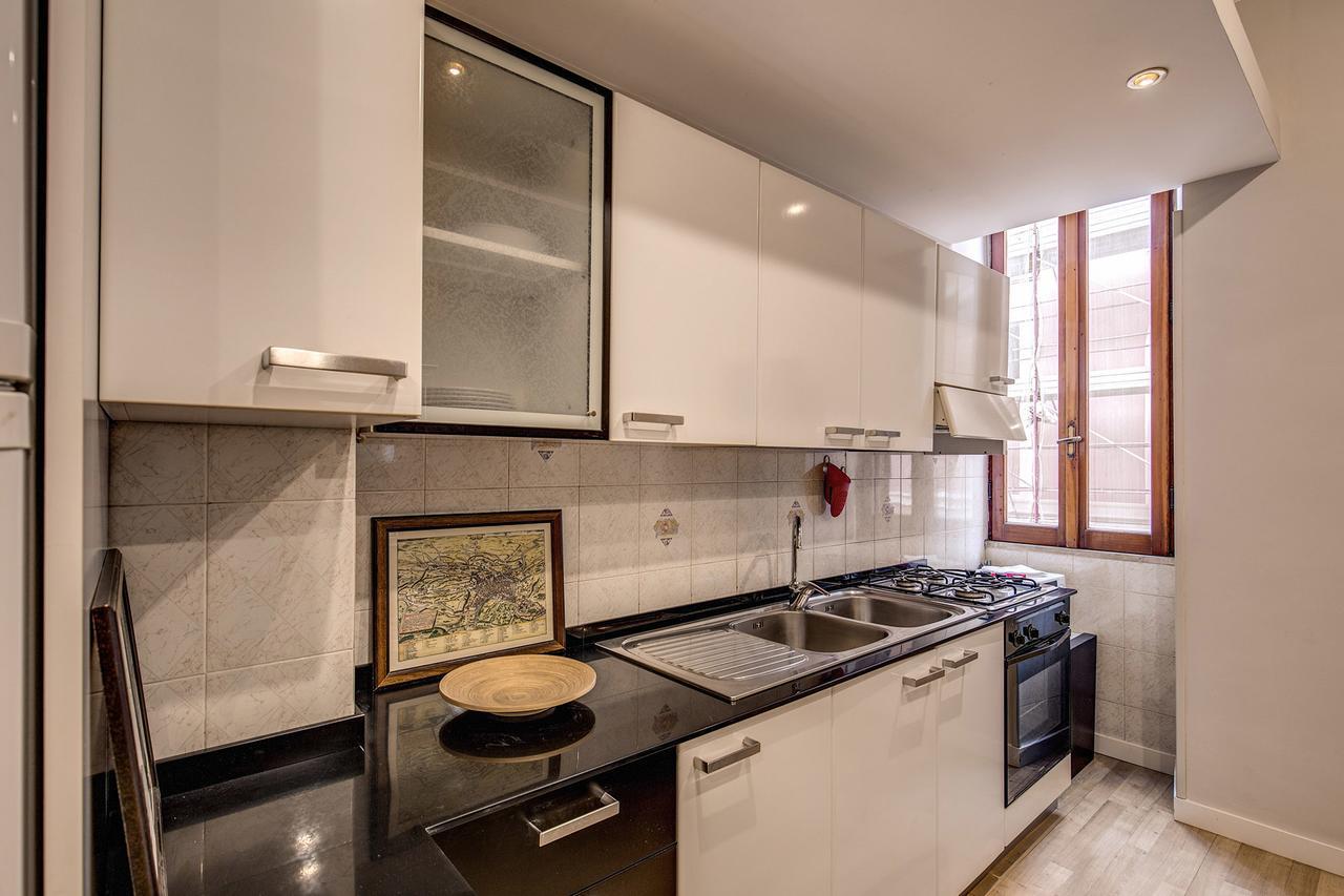 Mecenate Colosseo Suite Рим Екстер'єр фото