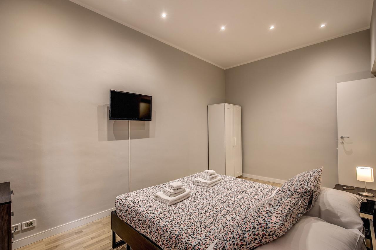 Mecenate Colosseo Suite Рим Екстер'єр фото
